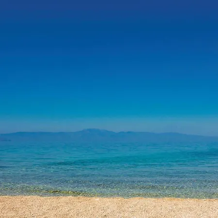 2 Bedroom Amazing In Διαμέρισμα Gabonjin