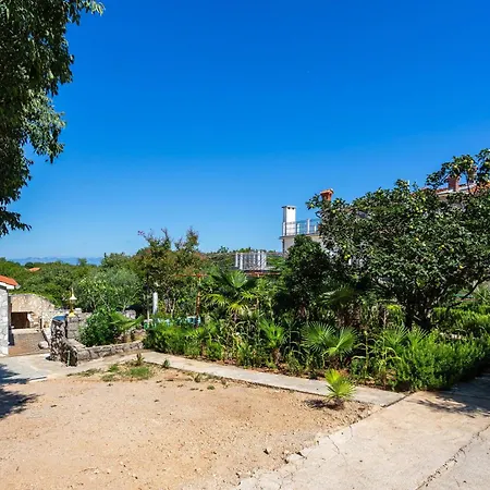 2 Bedroom Amazing In *