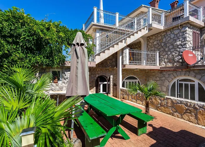 Daire 2 Bedroom Amazing In Gabonjin