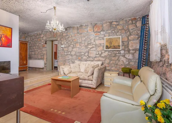 Apartament 2 Bedroom Amazing In *